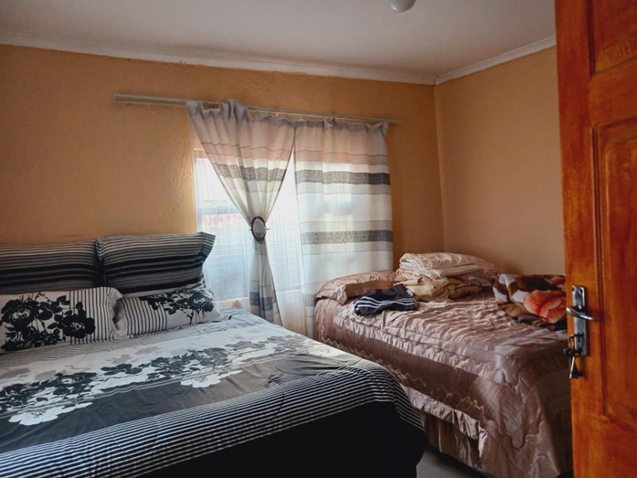 6 Bedroom Property for Sale in Eastern Karoo Eastern Cape